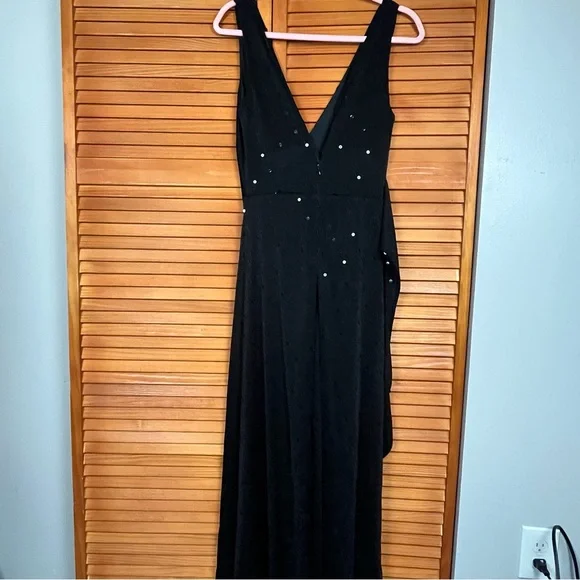 Betsy Johnson Elegant Black Sleeveless Sequins Wrap Style Maxi Dress - Picture 9 of 10